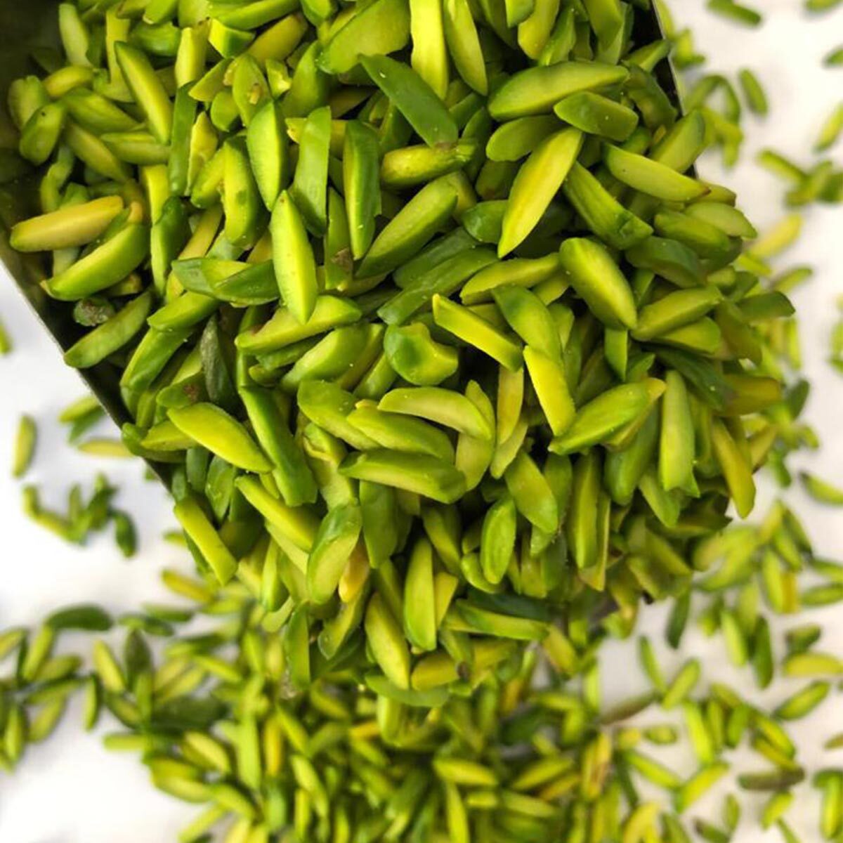 PISTA CUT SLIVERED